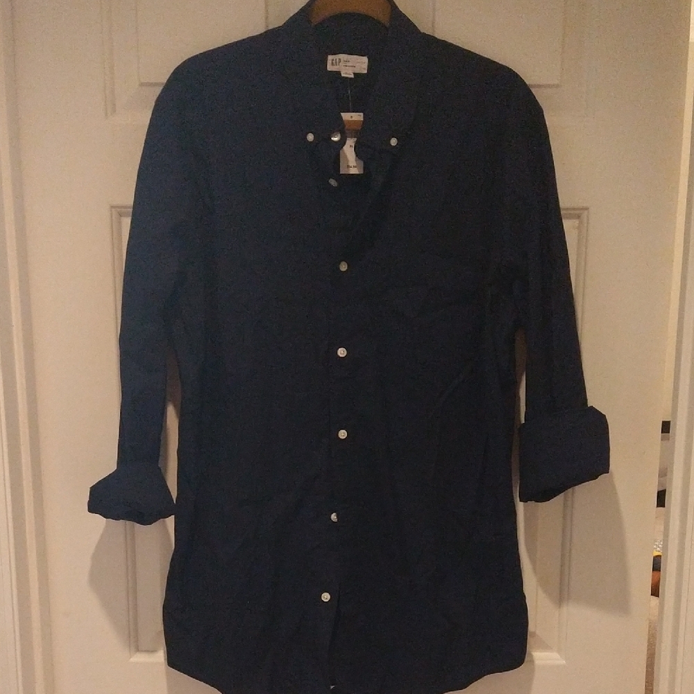 Men's Navy Blue Button-Up Shirt